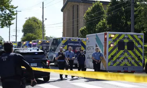 యూఎస్ స్కూల్ ప్రేయర్ వేళ కాల్పులు.. ఇద్దరు చిన్నారులు మృతి