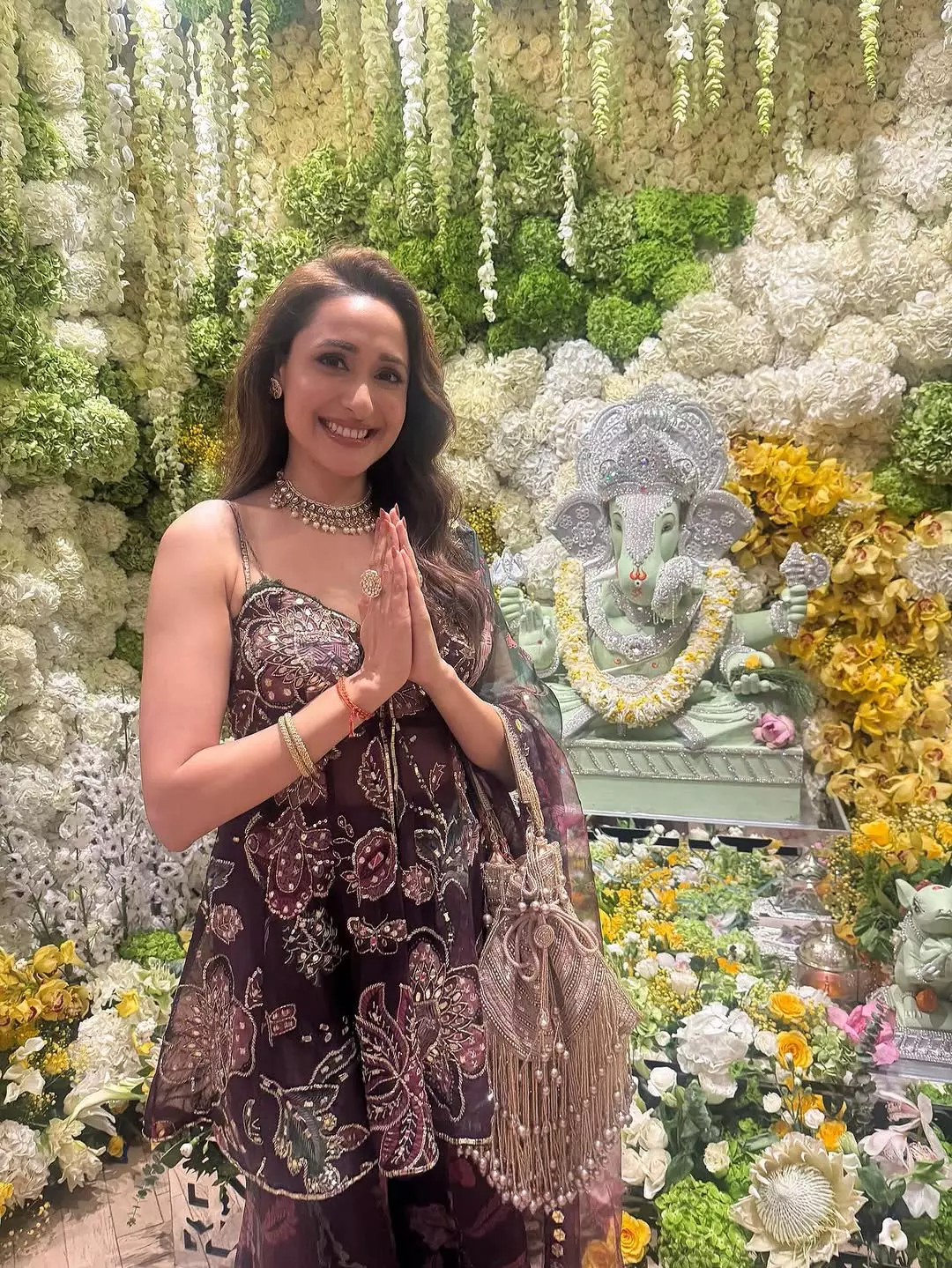 Pragya Jaiswal Celebrates Ganesh Chaturthi in Glamorous Way