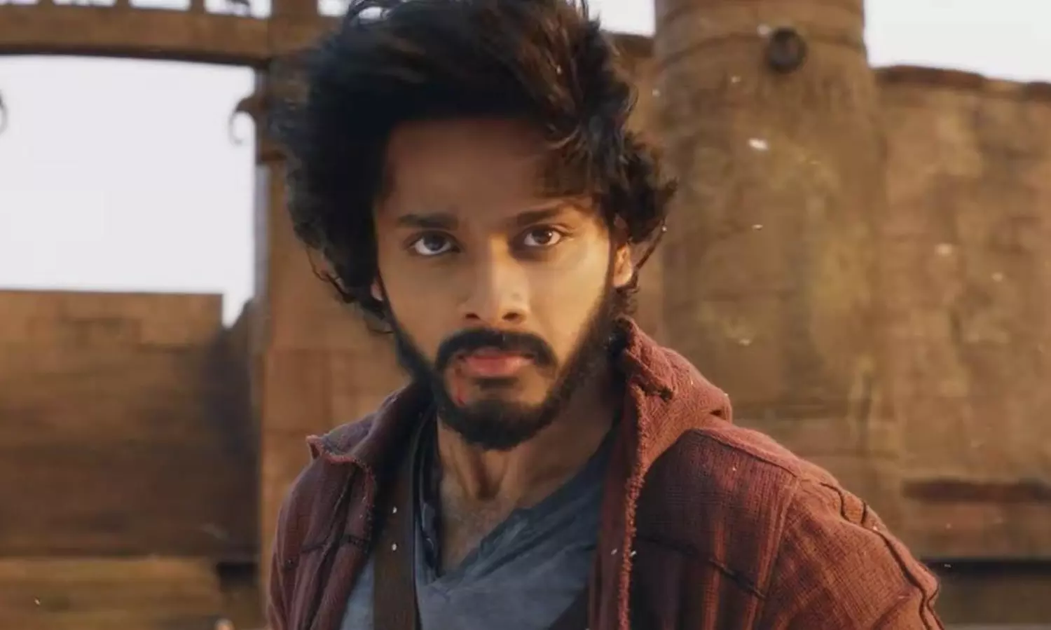 మిరాయ్ లో అన్ని CG షాట్సా? అందుకే పోస్ట్ పోనా?