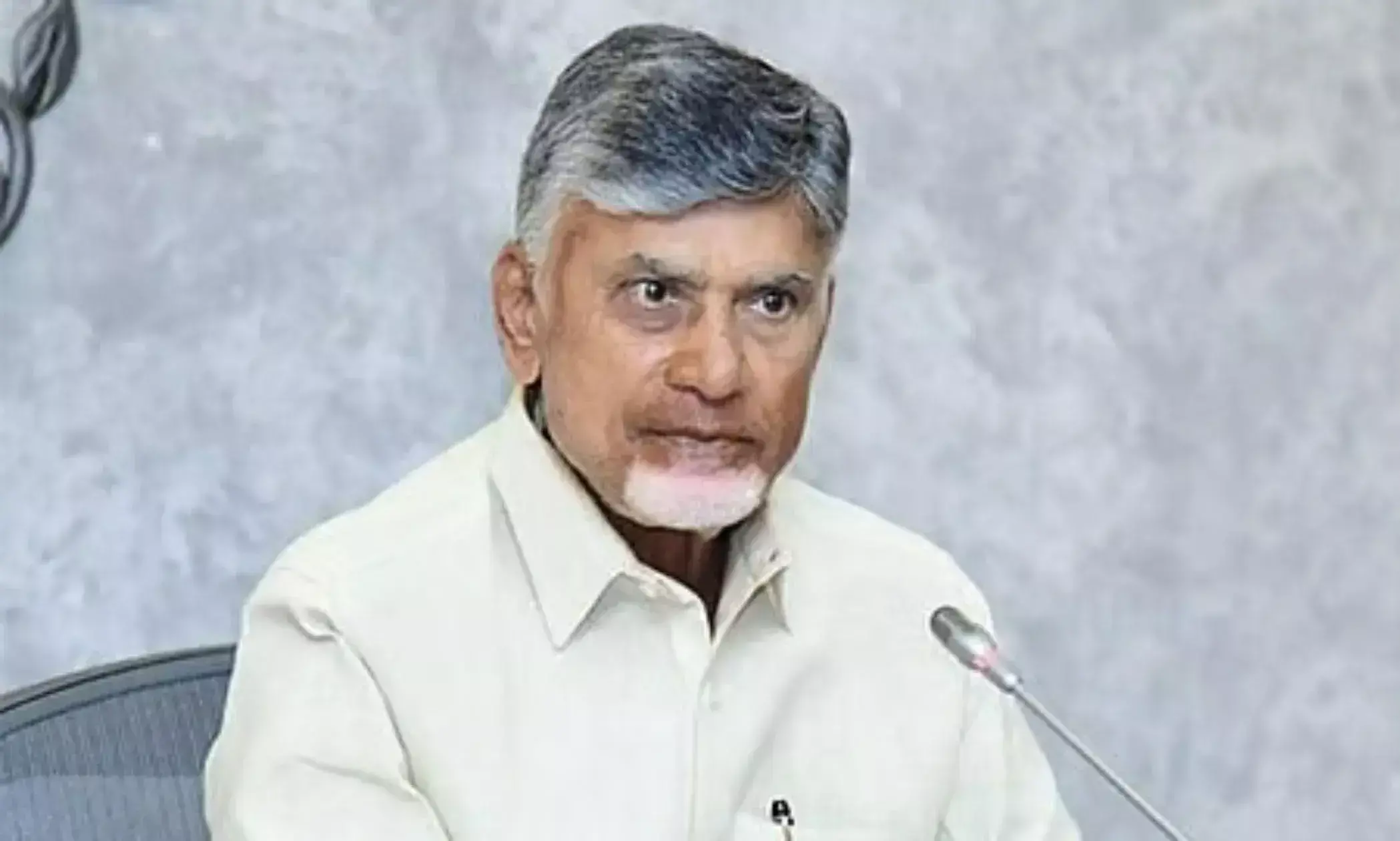 దసరాకు పెద్ద గిఫ్ట్ సిద్ధం చేస్తున్న బాబు