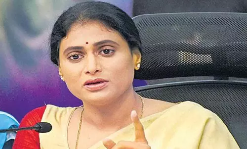 డీసీసీలు వ‌ద్దు: ష‌ర్మిల‌పై నేత‌ల ఫైర్ ..!