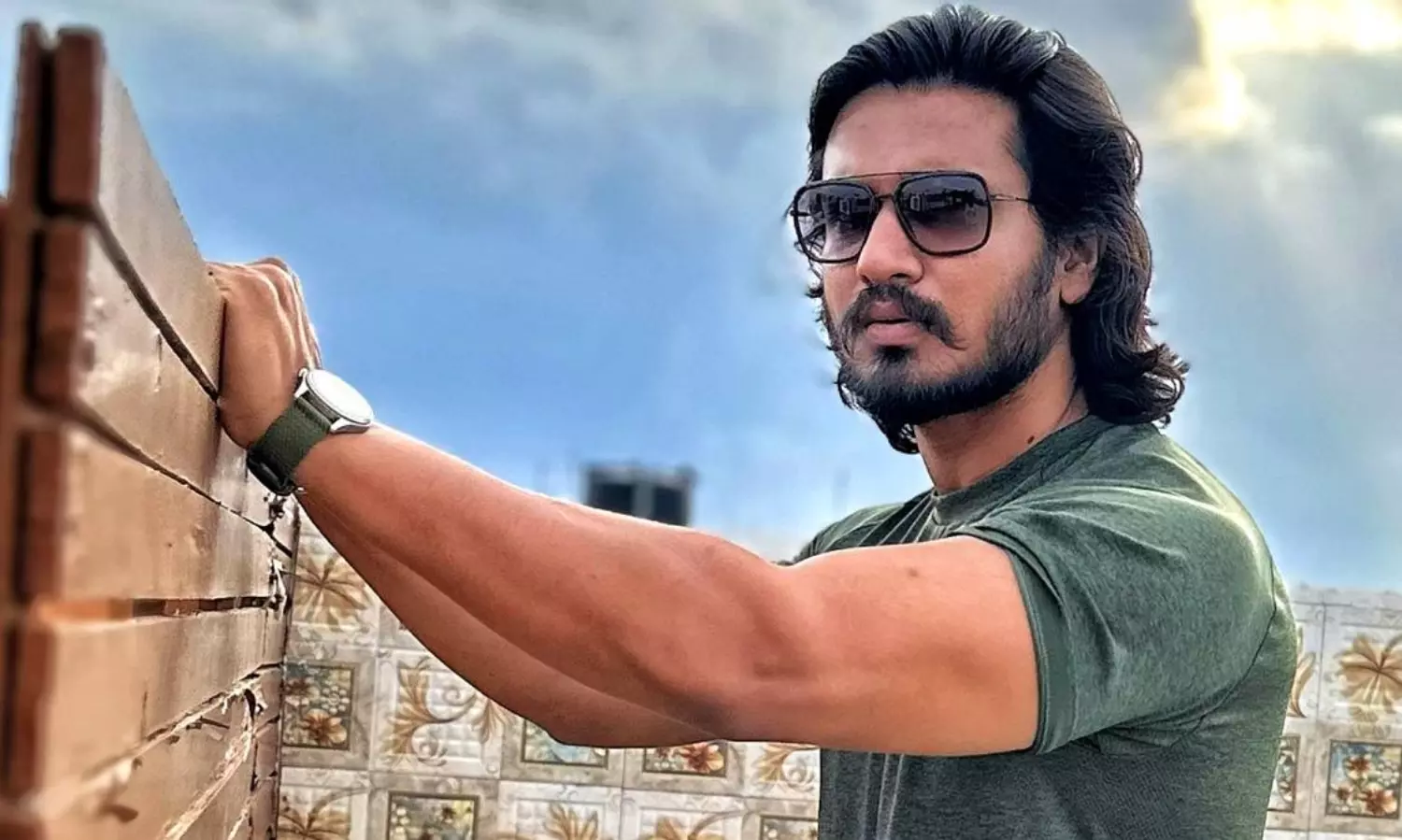 సాలిడ్ లైన‌ప్ తో రాబోతున్న టాలీవుడ్ యంగ్ హీరో