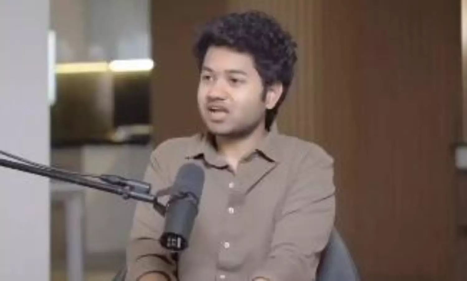 పెద్ది మూవీ.. టైమ్ మిష‌న్ లో వెన‌క్కి వెళ్లిన‌ట్టుంది