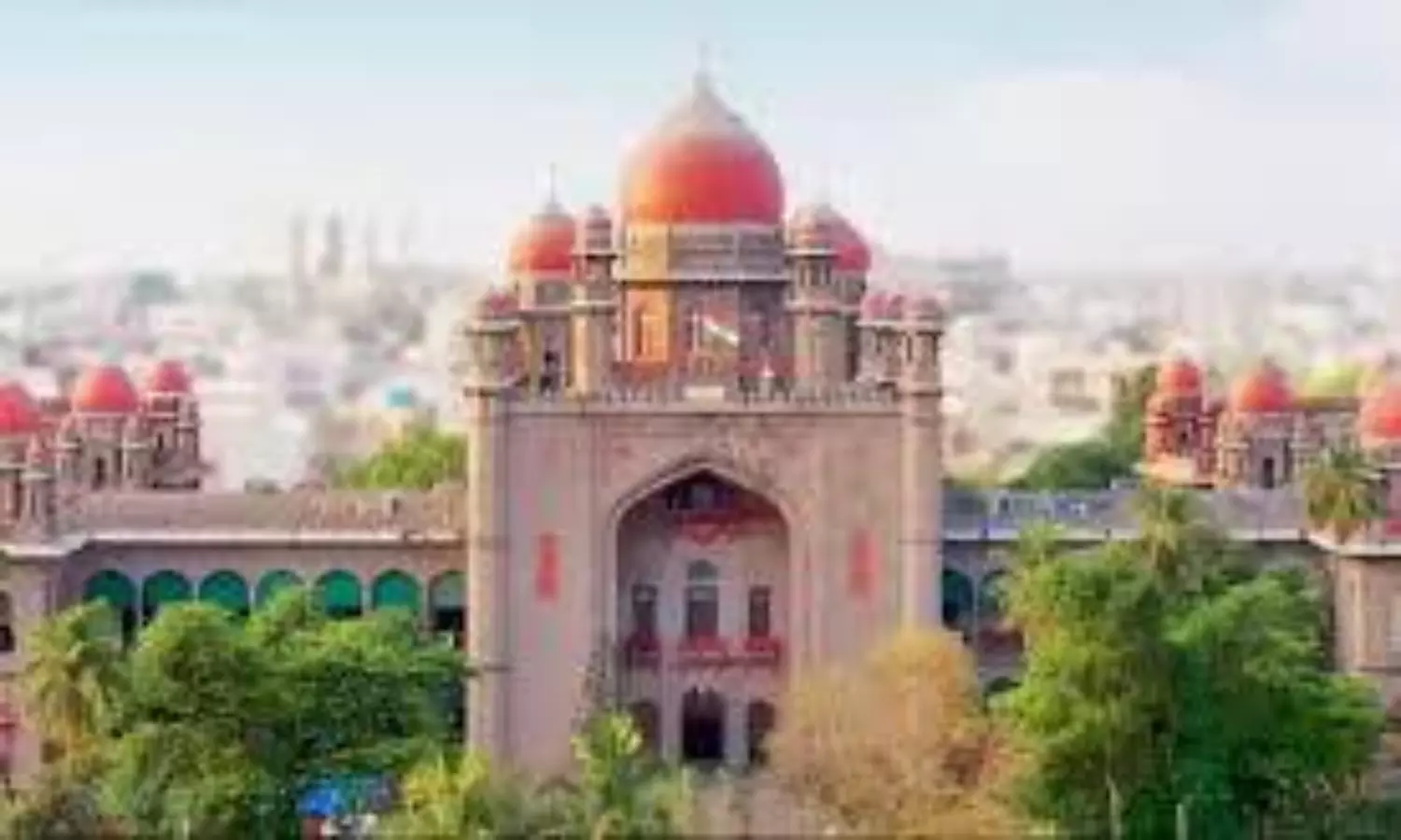 ఆ రిపోర్టు స‌భ‌కు రాకుండా అడ్డుకోండి:  హైకోర్టుకు బీఆర్ఎస్‌