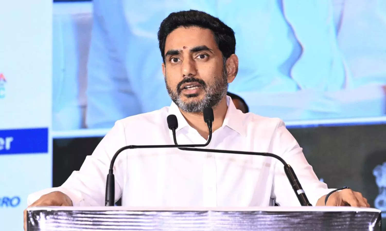 చరిత్ర రాయాలన్నా తిరగ రాయాలన్నా బాలయ్యే: నారా లోకేష్ చరిత్ర రాయాలన్నా తిరగ రాయాలన్నా బాలయ్యే: నారా లోకేష్