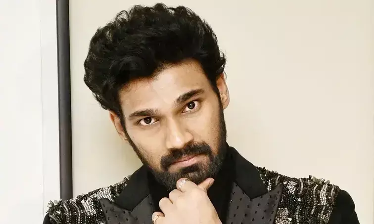 ఈ హిందీ చత్రపతి మహా తెలివైనోడు..!