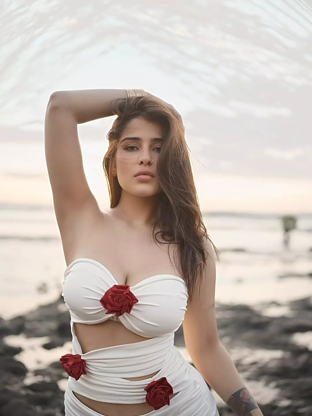 Edin Rose in the midst of a storm Edin Rose in the midst of a storm