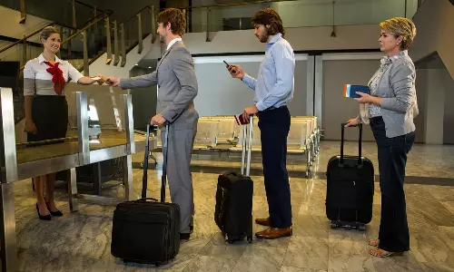 H1B వీసా చెక్‌లో వింత ఘటన