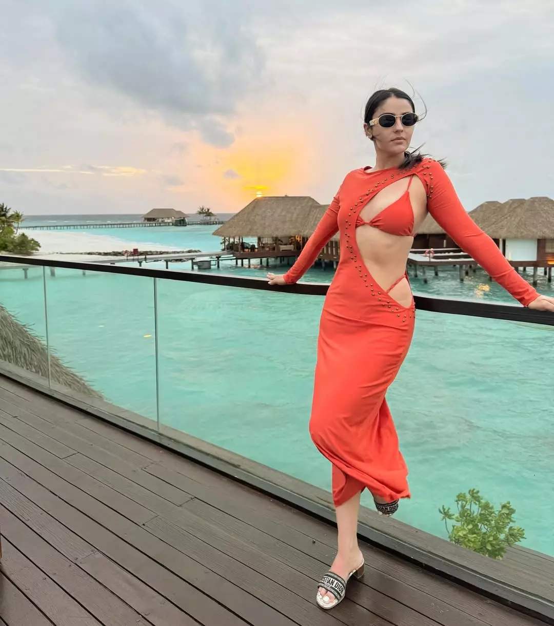 Sidhika Sharma Slays Every Look with Her Simple and Stylish Fashion Sidhika Sharma Slays Every Look with Her Simple and Stylish Fashion