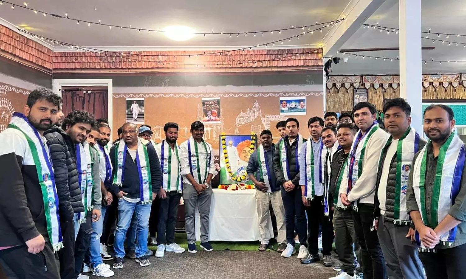 ఆస్ట్రేలియాలోని మెల్బోర్న్లో వైఎస్సార్ 16వ వర్ధంతి – సంక్షేమం, ప్రజాసేవకు నిలువెత్తు సాక్ష్యం ఆస్ట్రేలియాలోని మెల్బోర్న్లో వైఎస్సార్ 16వ వర్ధంతి – సంక్షేమం, ప్రజాసేవకు నిలువెత్తు సాక్ష్యం