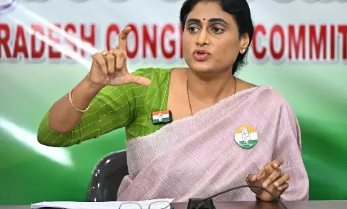 షర్మిల మాస్టర్ ప్లాన్...సక్సెస్ అయితేనా ?