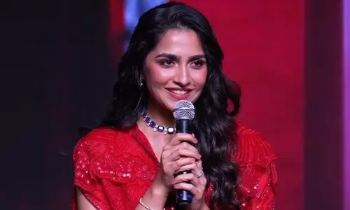 ఎన్టీఆర్ డ్రాగన్ లో రుక్మిణి.. ఆ స్టార్ హీరోలతో కూడా ఛాన్స్.. లైనప్ అదర్స్!