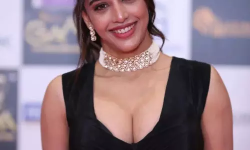 Daksha Nagarkar Sets Fashion Goals At GAMA Awards