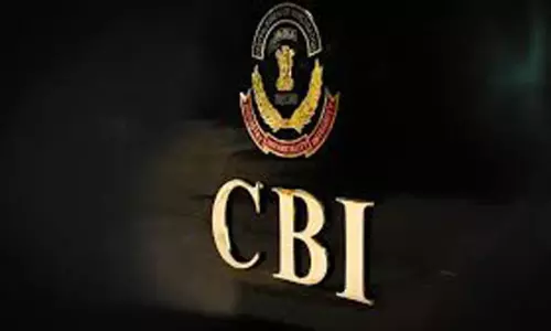 సీబీఐ ఈటెతో ఆయనను గుచ్చుతున్నారా ?
