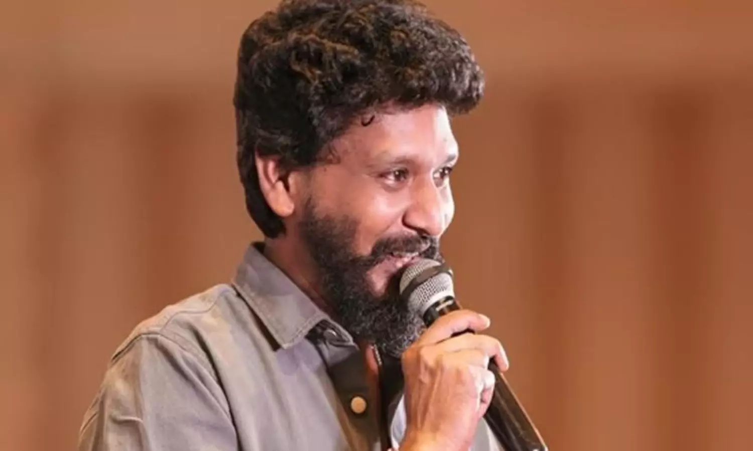 అతని భక్తుడిని నేను.. ఆయన వల్లే సినిమాల్లోకి వచ్చా అతని భక్తుడిని నేను.. ఆయన వల్లే సినిమాల్లోకి వచ్చా