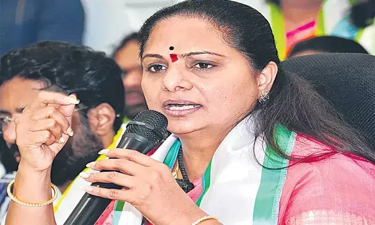 కాళేశ్వరంలో అవినీతి అని కవిత డిక్లేర్ చేసేశారా ?