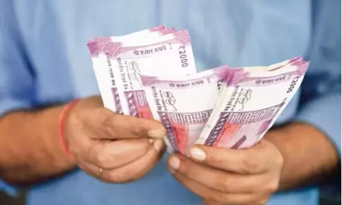 నమ్మలేరు కానీ నిజం.. చలామణిలో రూ.6వేల కోట్ల రూ.2వేల నోట్లు?
