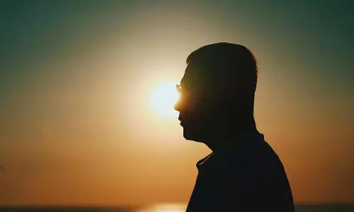 టాలీవుడ్ లో ప‌ర హీరో క‌మింట్ మెంట్ అదా!