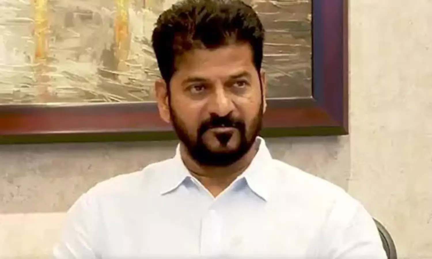 మీలో మీరు కొట్టుకోండి.. మమ్మల్ని లాగొద్దు..కవితకు రేవంత్ కౌంటర్