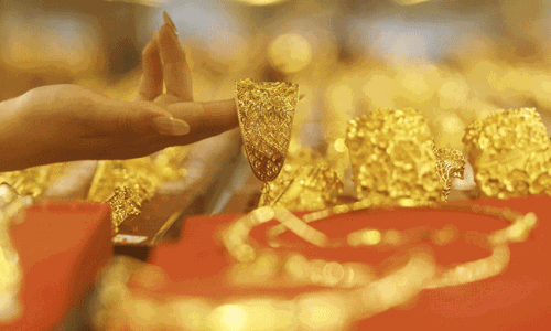 ఆల్ టైం రికార్డ్ సృష్టించిన గోల్డ్ ధరలు.. 9రోజుల్లోనే రూ.5,460..