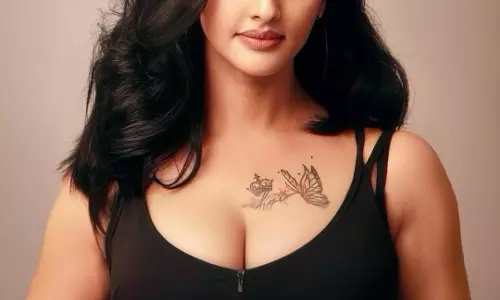 Jyothi Poorvaj Slays in Black with Royal Elegance