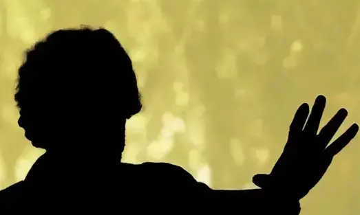 స‌రిగా నిదుర పోని తిండి తిన‌ని క్ర‌మ‌శిక్ష‌ణ లేని హీరో