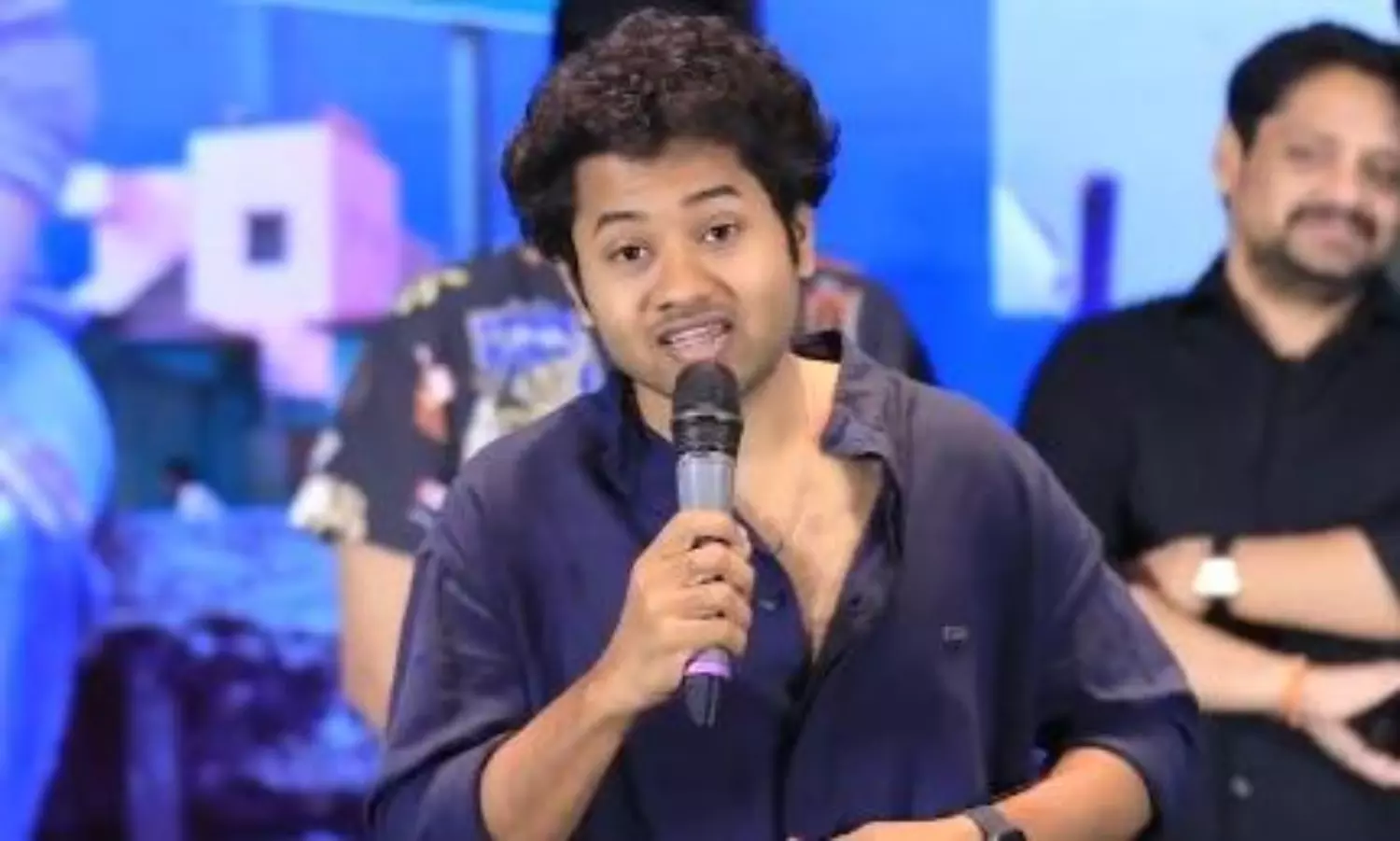 సినిమా హిట్టైతే పేరెంట్స్ తో ఫారిన్ ట్రిప్