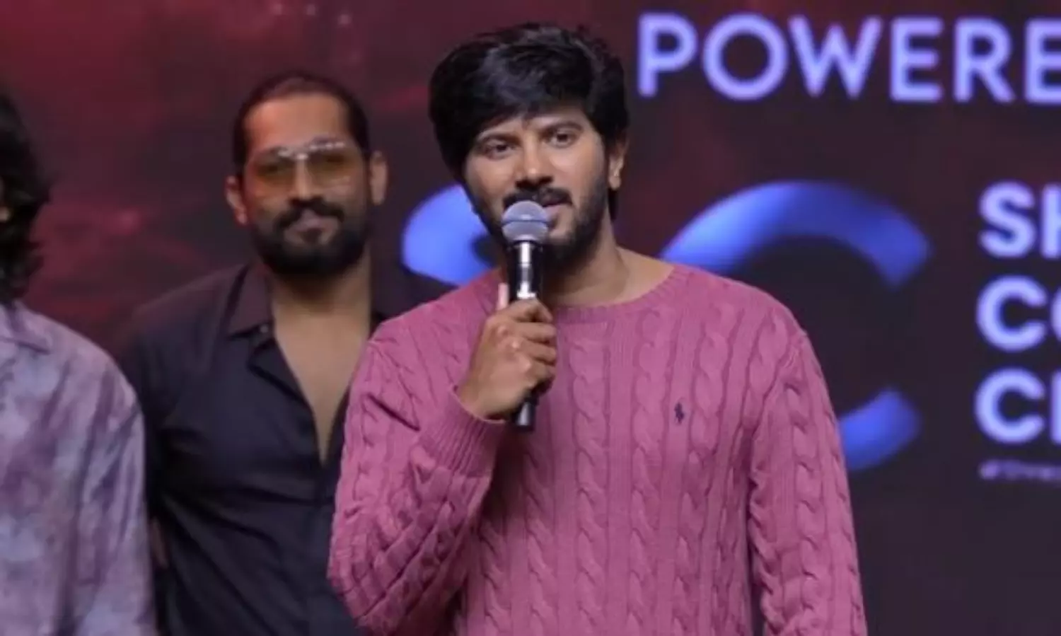 లోక బడ్జెట్.. దుల్కర్ కామెంట్స్ వైరల్..! లోక బడ్జెట్.. దుల్కర్ కామెంట్స్ వైరల్..!