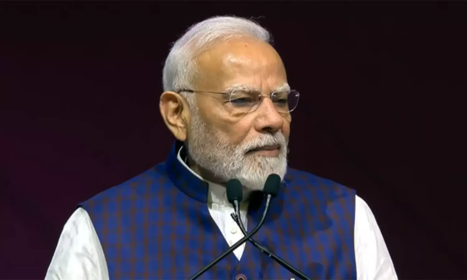 మోడీ సర్కార్ కరుణ వెనక ట్రంప్ ఉన్నారా ?