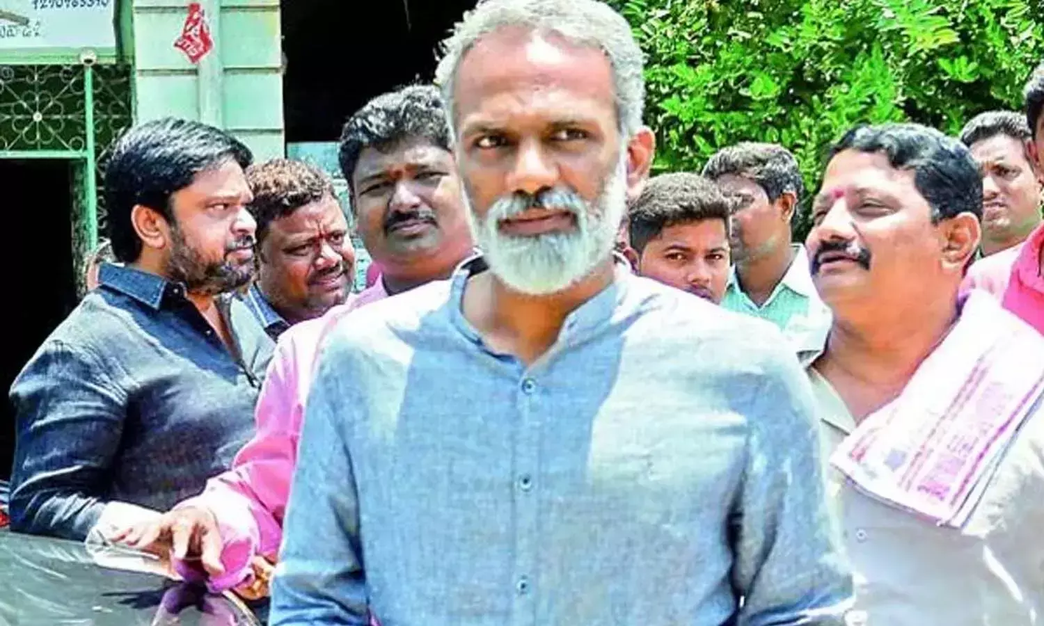 వంగవీటి...జీవితకాలం లేటు !