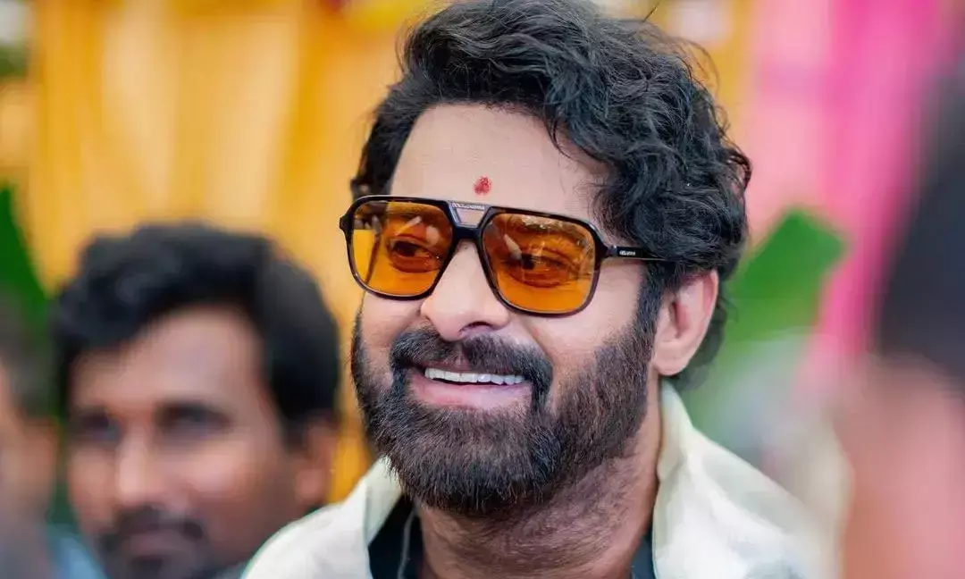 ప్రభాస్‌ ఫౌజీ ఫొటో లీక్‌.. అసలు విషయమిదేనా?