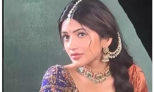 వీడియో : బుట్టబొమ్మగా కిస్సిక్‌ బ్యూటీ