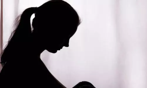 తన సుఖం కోసమే కన్న కూతురును అలా చేసిన మహిళ