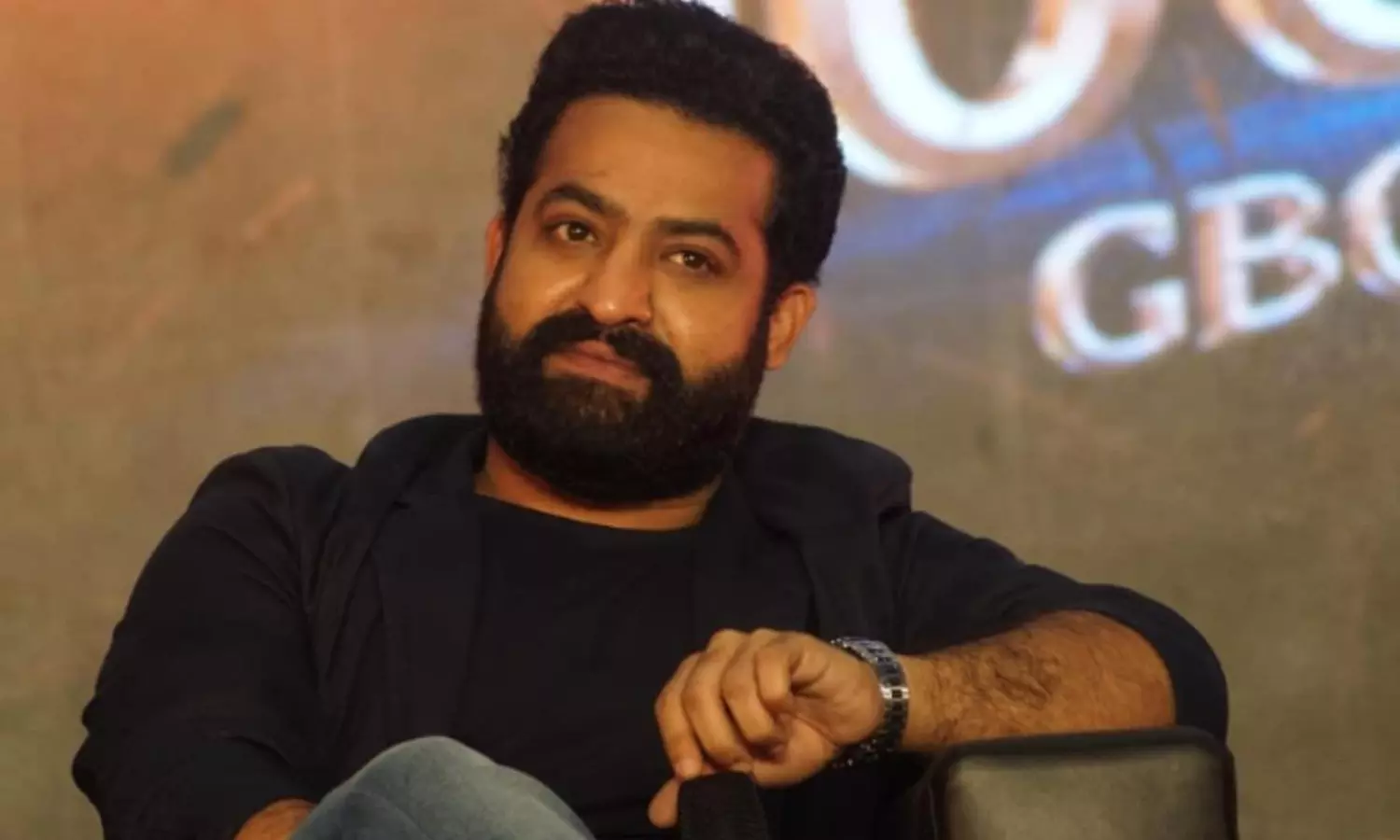 జూనియర్ ఎన్టీఆర్ పక్కా రాజకీయాల్లోకి....అది జరిగితేనే ! జూనియర్ ఎన్టీఆర్ పక్కా రాజకీయాల్లోకి....అది జరిగితేనే !