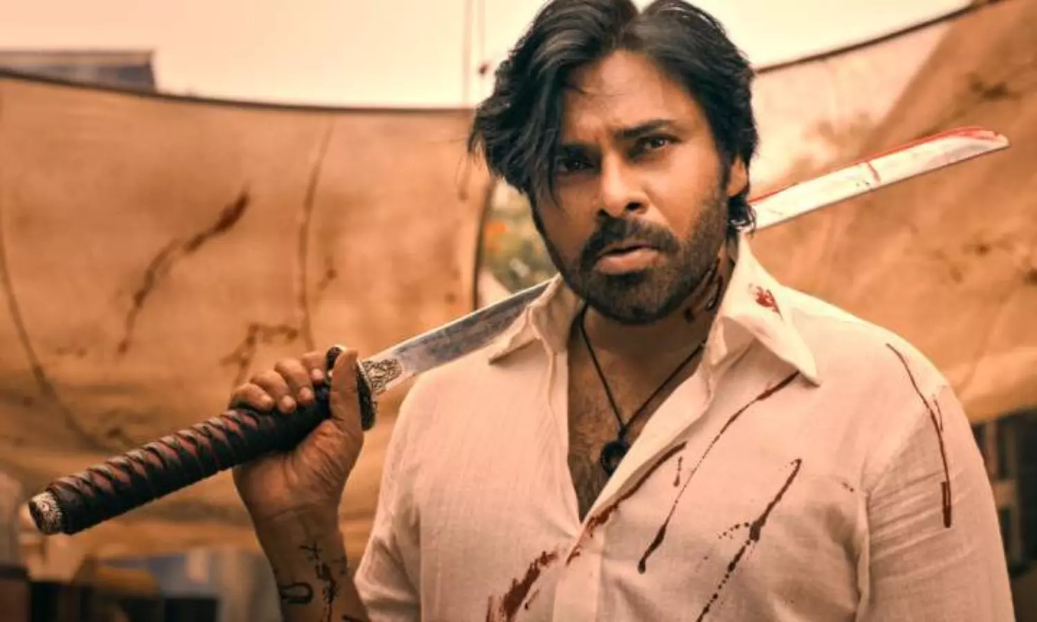 ఓజీ రేంజ్ మామూలుగా లేదుగా.. అక్కడ 35 వేలకు పైగా టికెట్స్ బుక్! ఓజీ రేంజ్ మామూలుగా లేదుగా.. అక్కడ 35 వేలకు పైగా టికెట్స్ బుక్!