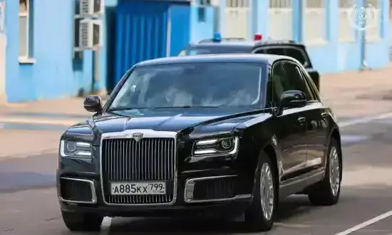 పుతిన్ కారు లగ్జరీయే కాదు.. సేఫ్టీలో నెక్స్ట్ లెవెల్ పుతిన్ కారు లగ్జరీయే కాదు.. సేఫ్టీలో నెక్స్ట్ లెవెల్