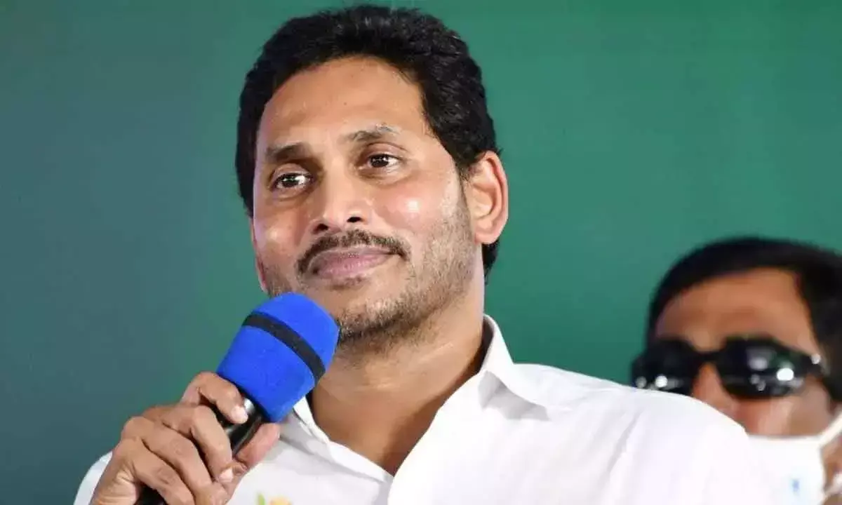 జగన్ ని ధిక్కరించి వారంతా అసెంబ్లీకి ?