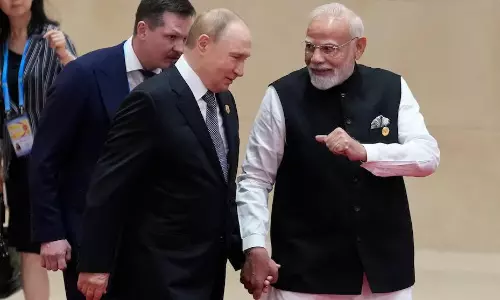 ట్రంప్ తో 30 సెకన్ల మాటల్ని మోడీకి ముప్పావు గంట చెప్పిన పుతిన్?