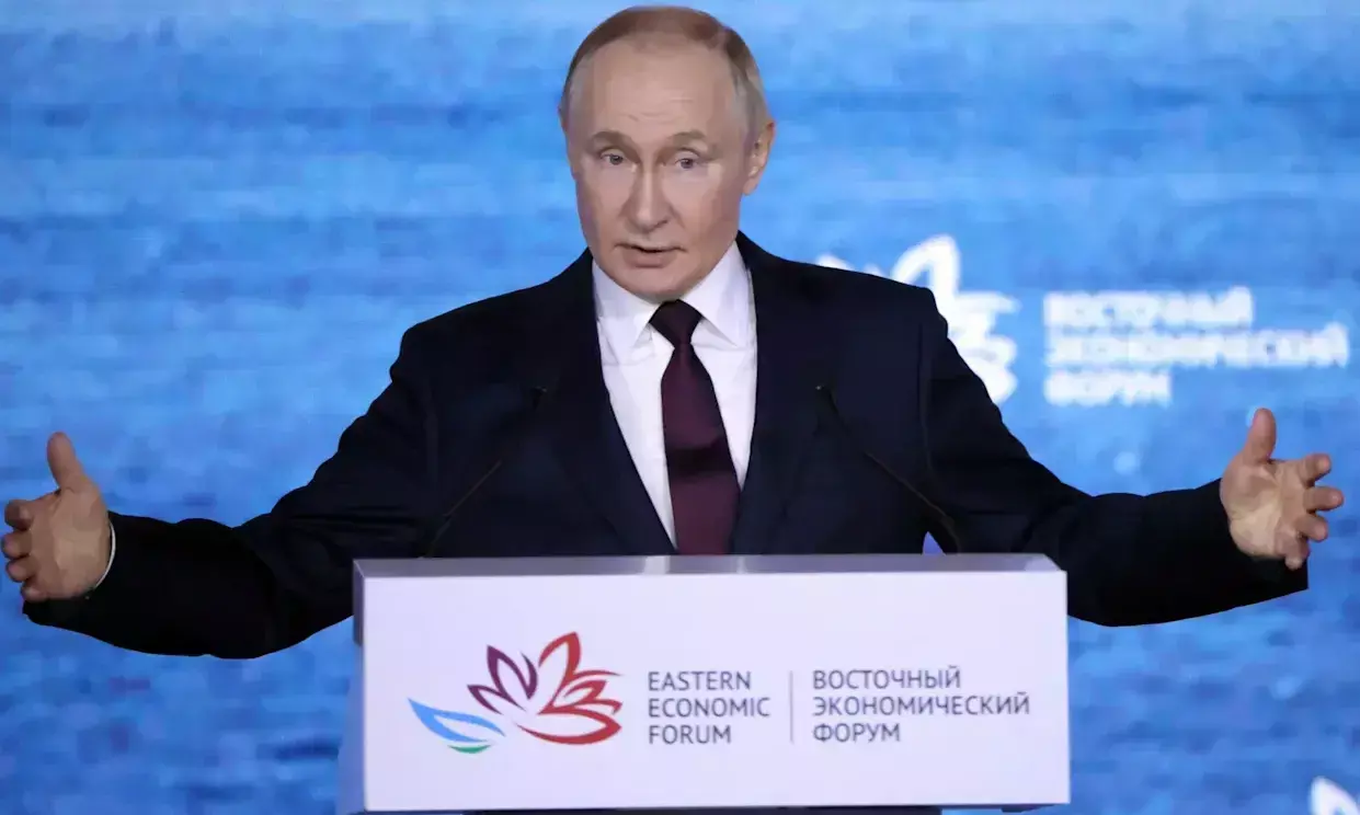 ఉక్రెయిన్ కు సహకరించేవారినీ వదలం .. పుతిన్ హెచ్చరిక