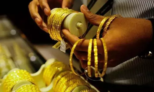 బంగారం కొంటున్నారా.. ఈ విషయాలు తప్పనిసరి!