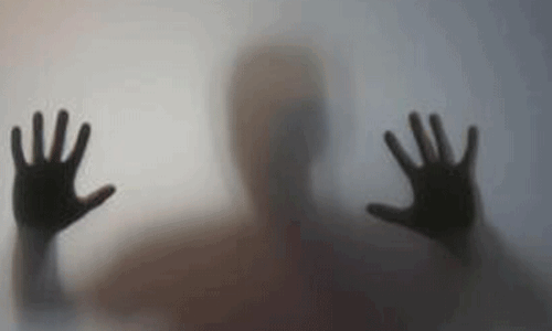 ఎవరా ఐఏఎస్ అధికారి? హైదరాబాద్ పోలీసుల్లో హాట్ టాపిక్