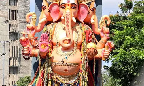 Khairatabad Ganesh Idol Immersed in Hussain Sagar with Grand Sobha Yatra