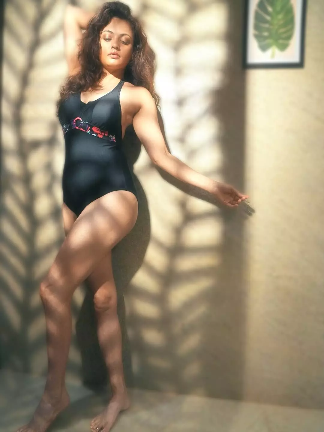 Sneha Ullal Dazzles in Stylish Comeback Photos Sneha Ullal Dazzles in Stylish Comeback Photos