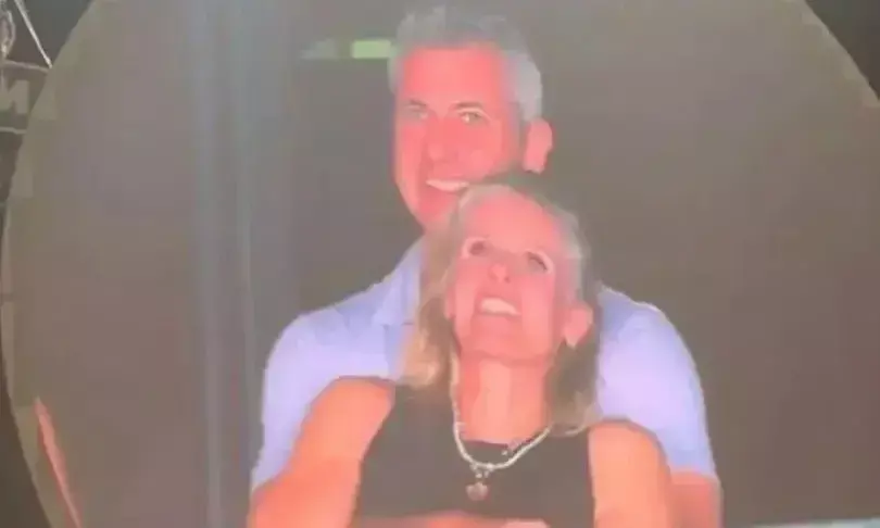 HRతో CEO స‌ర‌సం.. కాపురం కూల్చిన కెమెరా.. ఉద్యోగాలూ ఊస్టింగ్!