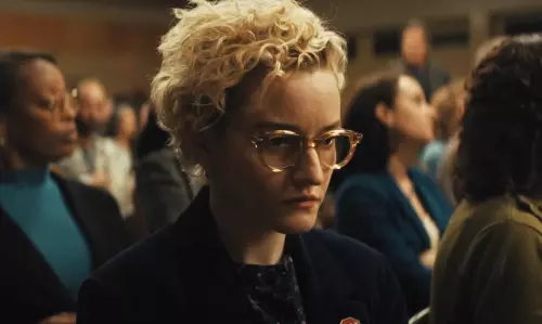 థియేటర్‌లలో ఉండగానే ఓటీటీలో బ్లాక్‌ బస్టర్‌..!