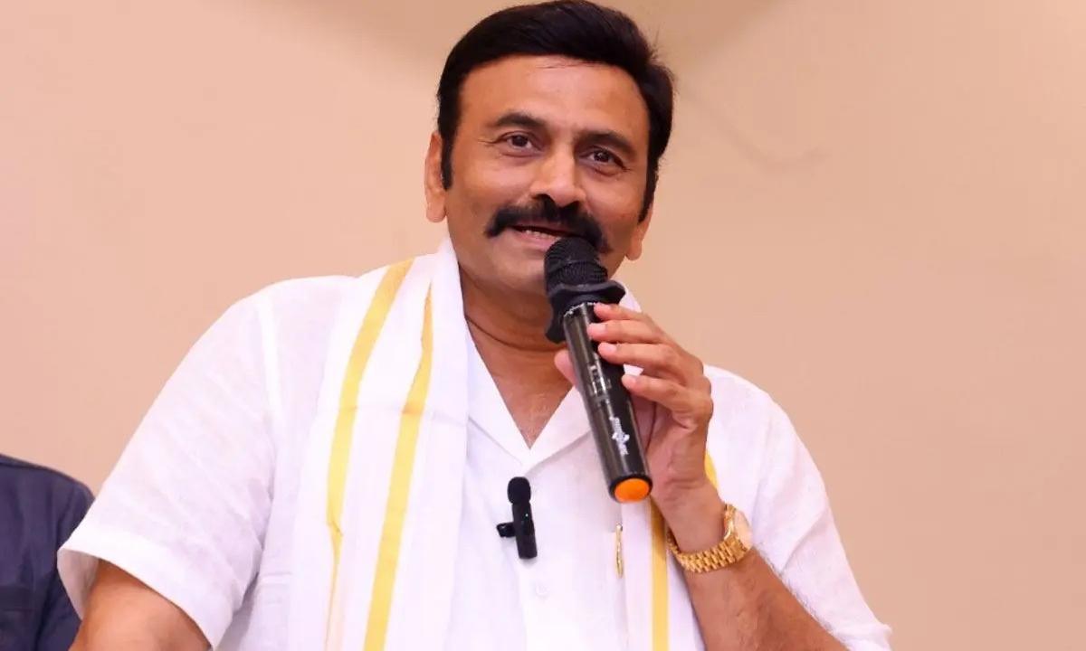 Weap Raghu రఘురామ కామెంట్స్ పై వైసీపీ ఘాటు రిప్లై.. చరిత్ర మరచిపోయారా అంటూ కౌంటర్ ...