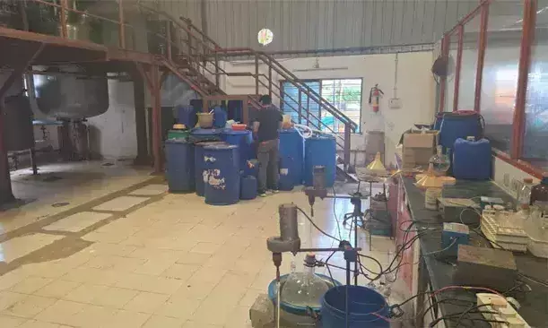 చర్లపల్లి కంపెనీలో నెల రోజులు కూలీగా మహారాష్ట్ర పోలీసుల ఆపరేషన్