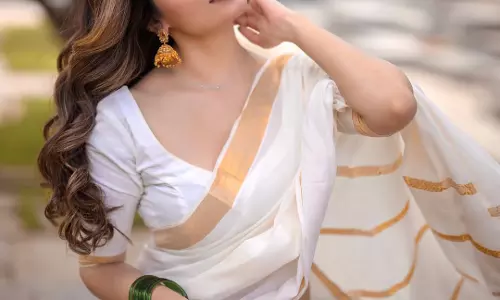 Kushitha Kallapu Rings In Onam Vibe