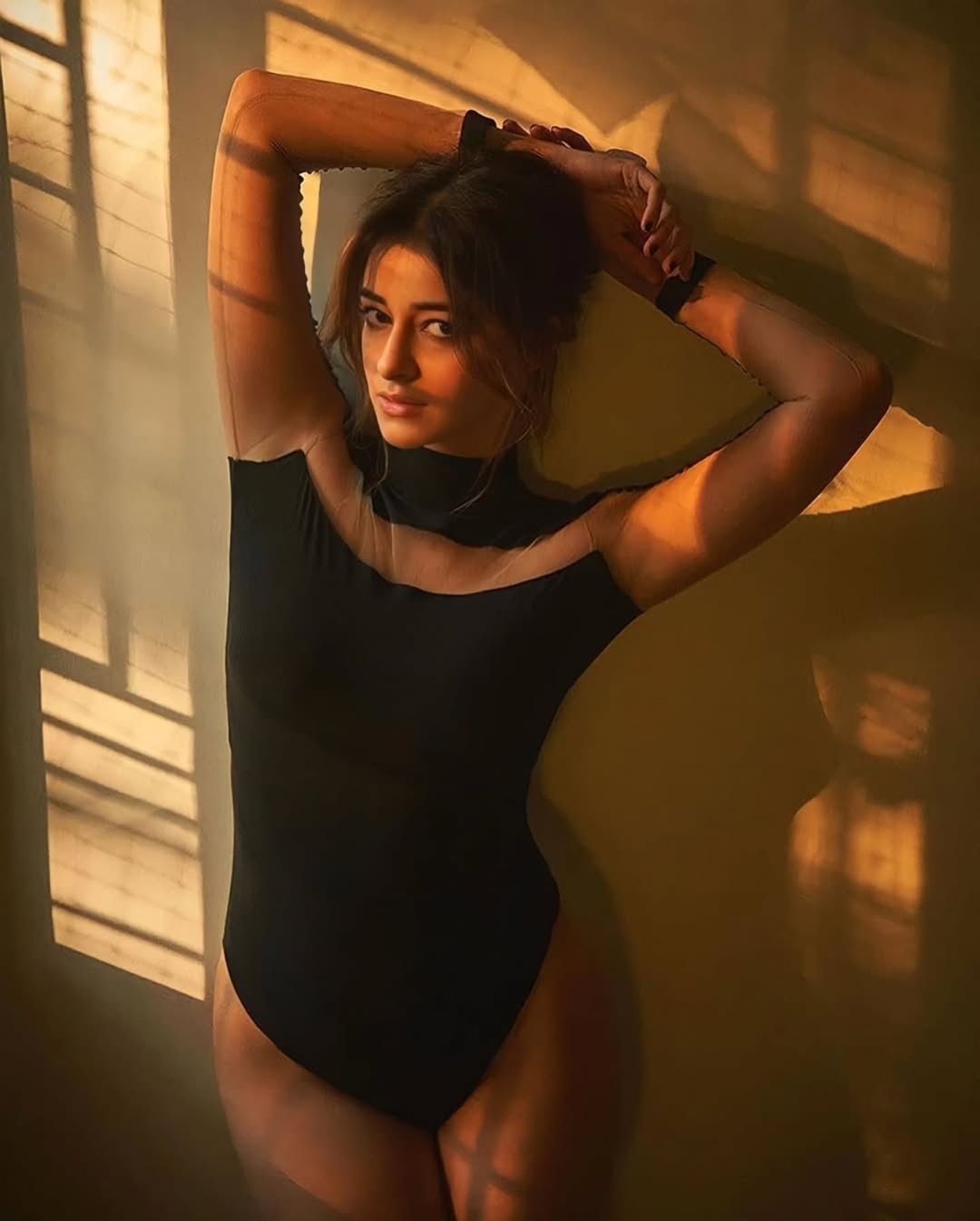 Ananya Panday Shares Mesmerizing Photo Ananya Panday Shares Mesmerizing Photo