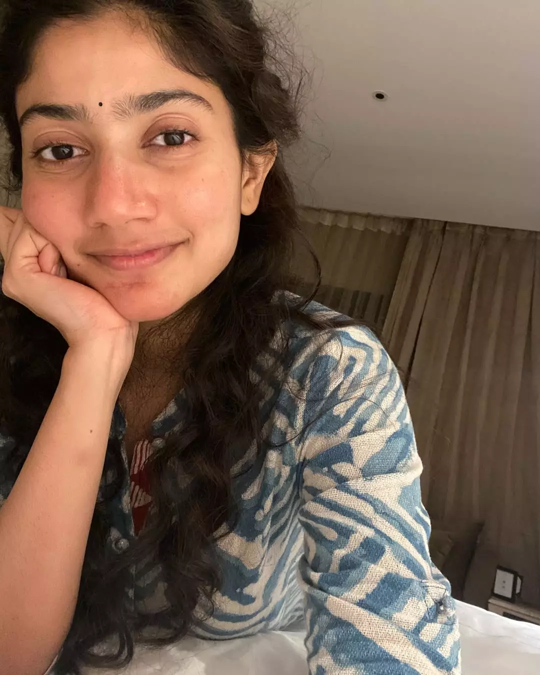 Sai Pallavi Shines on the Red Carpet, Wins Best Actress at SIIMA 2025 Sai Pallavi Shines on the Red Carpet, Wins Best Actress at SIIMA 2025